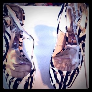 Zebra heels